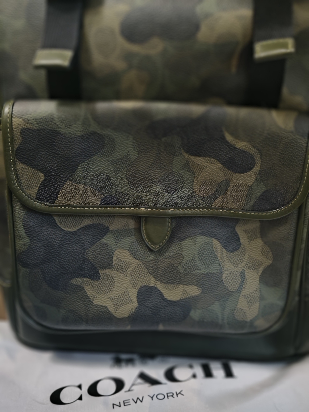 Coach Camo Leather Backpack Legacy Flap NWOT - Picture 3 of 16